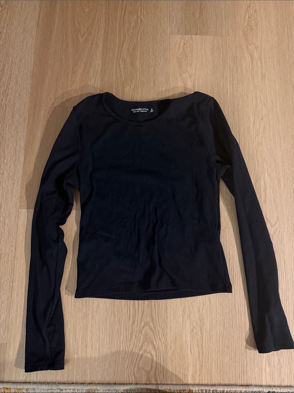 Abercrombie & Fitch Black Ribbed Long-Sleeve Crewneck